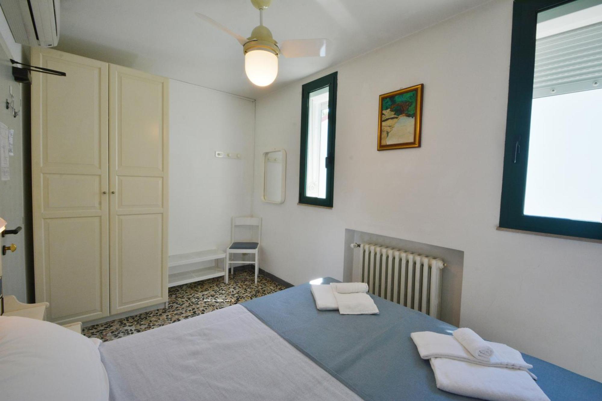 Hotel Maddalena Marina di Ravenna Bilik gambar